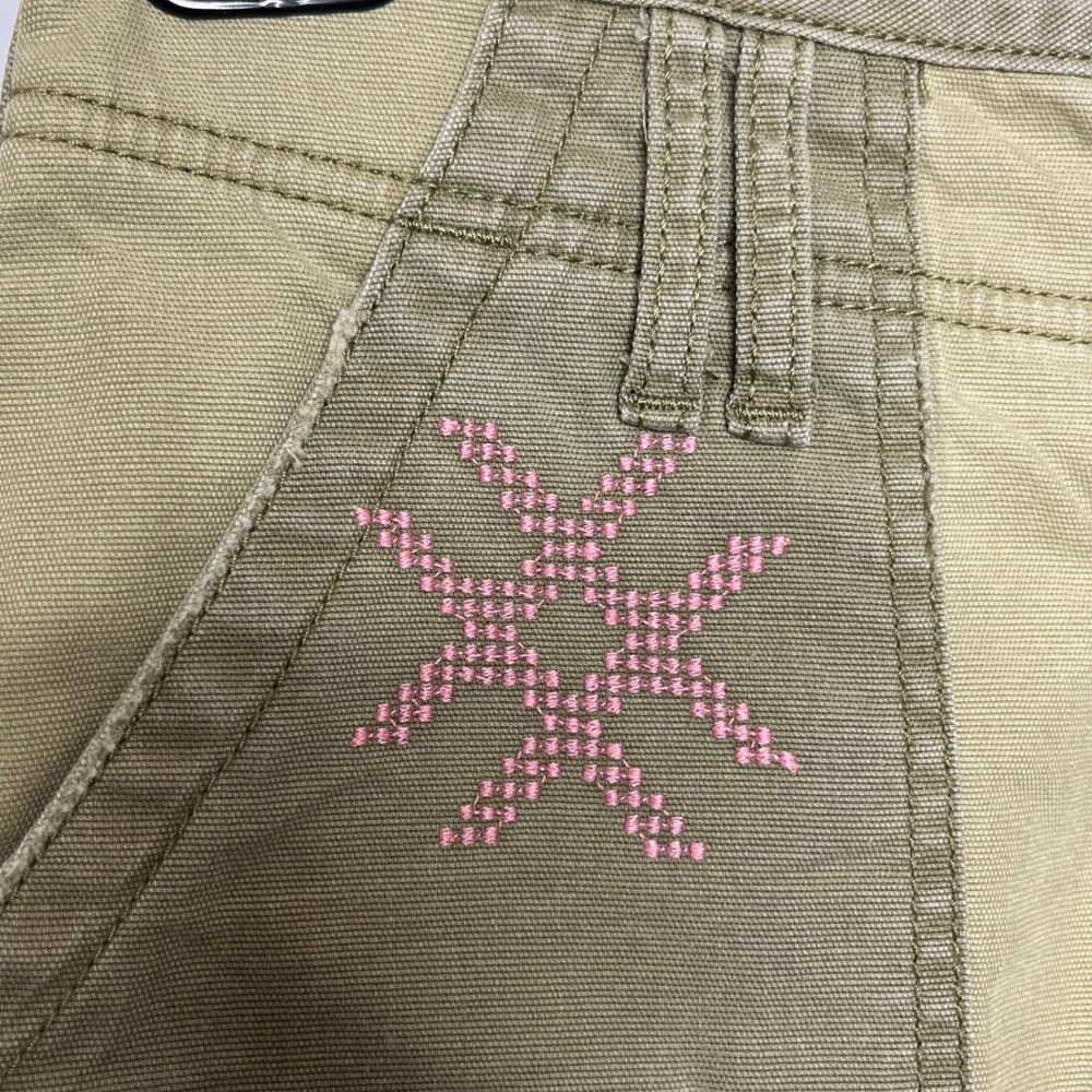 Pilcro Wanderer Embroidered Utility Shorts Green 24 Petite Anthropologie - Picture 6 of 13